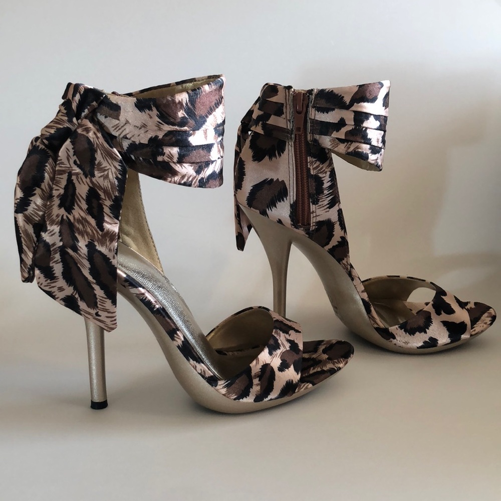 ANIMAL PRINT SHOES